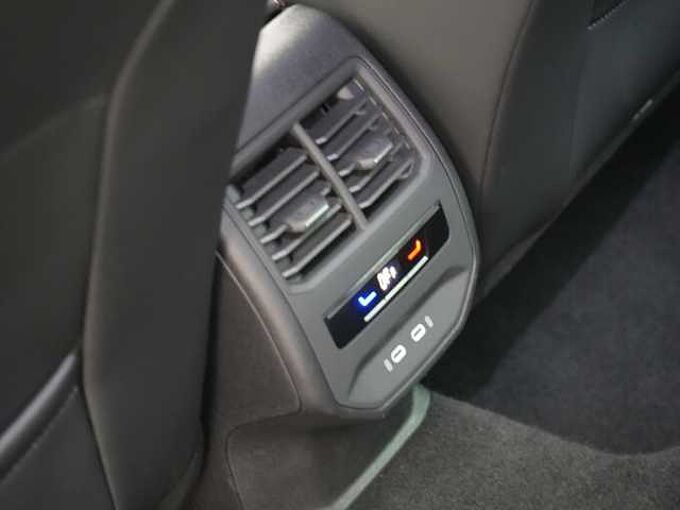 CUPRA Formentor DSG LED CARPLAY SHZ KAM ACC VIRT