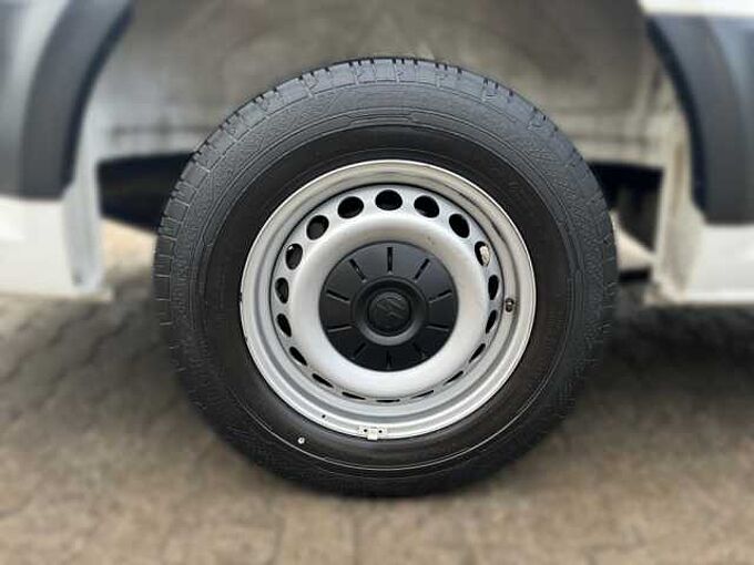 Volkswagen Crafter ACC KAM NAVI PDC SHZ