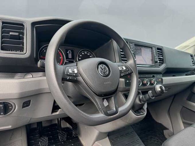 Volkswagen Crafter ACC KAM NAVI PDC SHZ