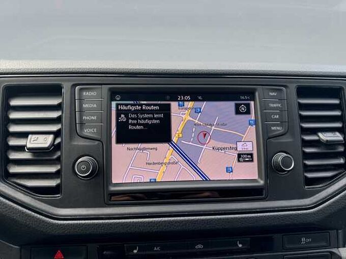 Volkswagen Crafter ACC KAM NAVI PDC SHZ