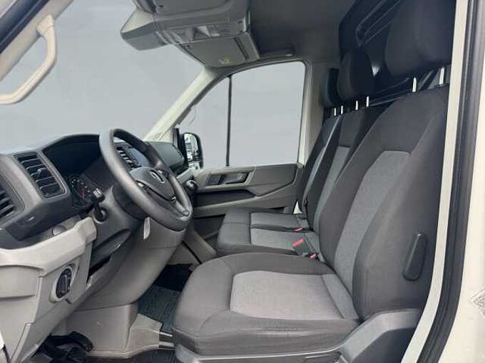 Volkswagen Crafter ACC KAM NAVI PDC SHZ