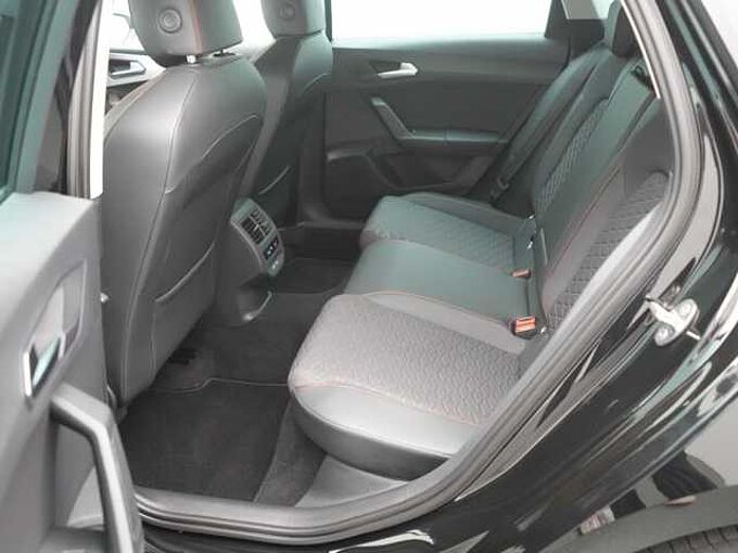 SEAT Leon ST FR DSG AHK VIRT CARPLAY LED SHZ PDC LED