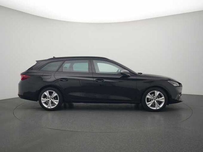 SEAT Leon ST FR DSG AHK VIRT CARPLAY LED SHZ PDC LED