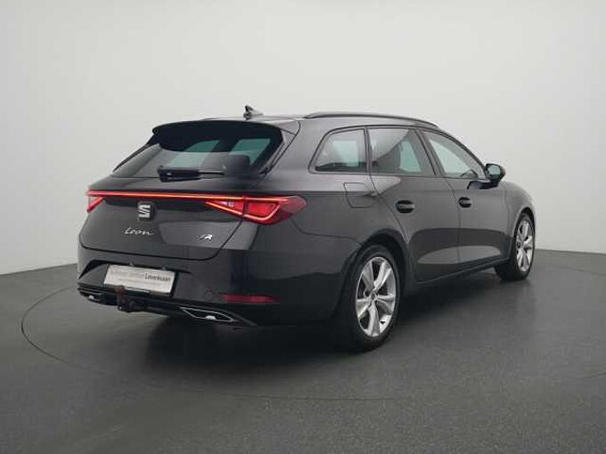 SEAT Leon ST FR DSG AHK VIRT CARPLAY LED SHZ PDC LED