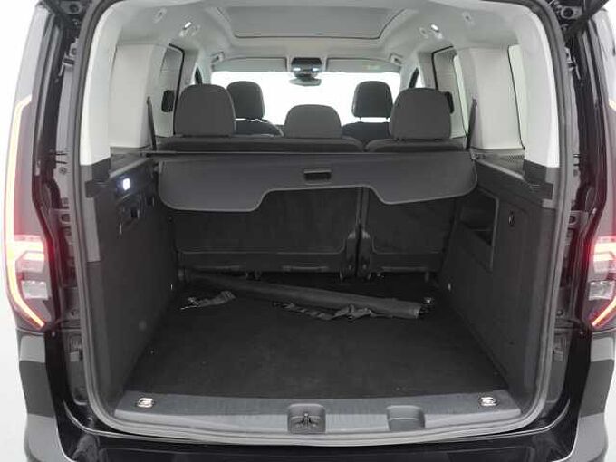 Volkswagen Caddy Move AHK ACC NAVI KAM PANO PDC