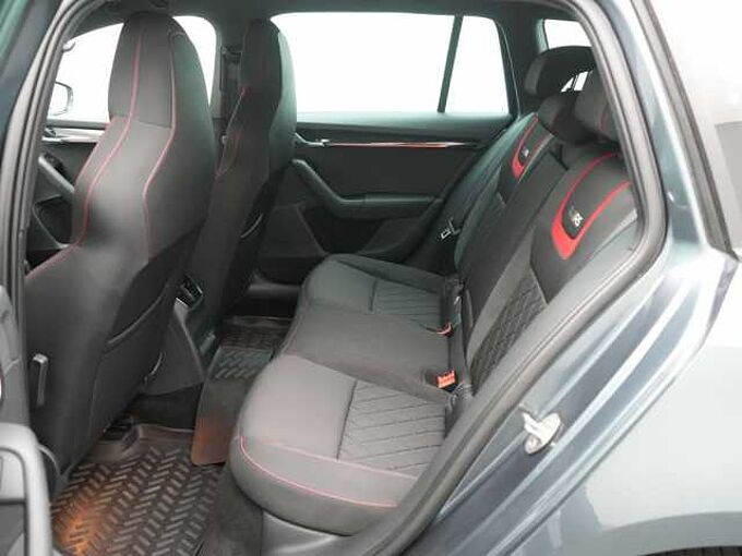 SKODA OCTAVIA LED ACC DSG SHZ PDC