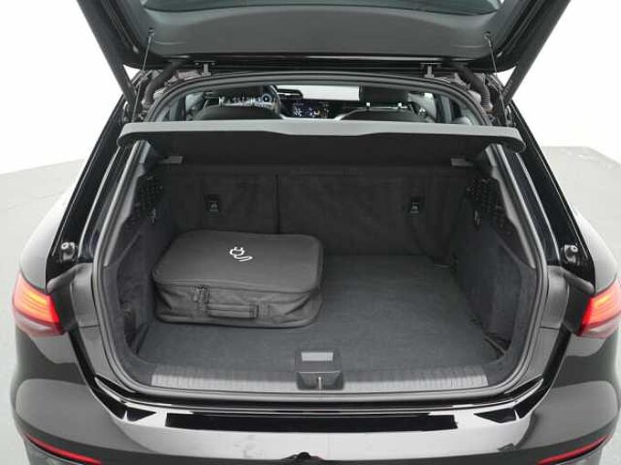 Audi A3 NAVI VIRT LED PDC SHZ