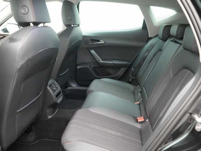 CUPRA Formentor DSG NAVI VIRT LEDER ACC KAM CARPLAY