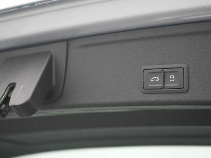 Audi S4 MATRIX AHK HUD SHZ MEMORY