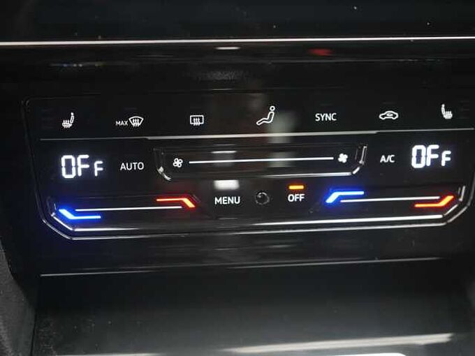Volkswagen Arteon Elegance DSG AHK ACC LEDER VIRT KAM SHZ