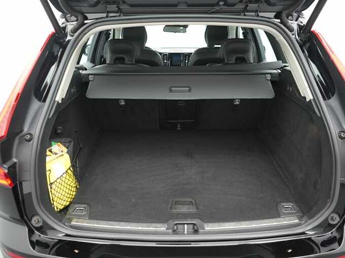 Volvo XC60 T5 Momentum AHK NAVI LEDER SHZ LED PDC