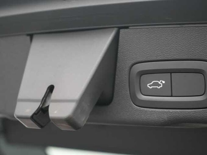 Volvo XC60 T5 Momentum AHK NAVI LEDER SHZ LED PDC