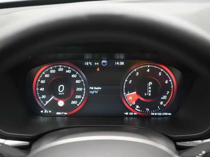 Volvo XC60 T5 Momentum AHK NAVI LEDER SHZ LED PDC