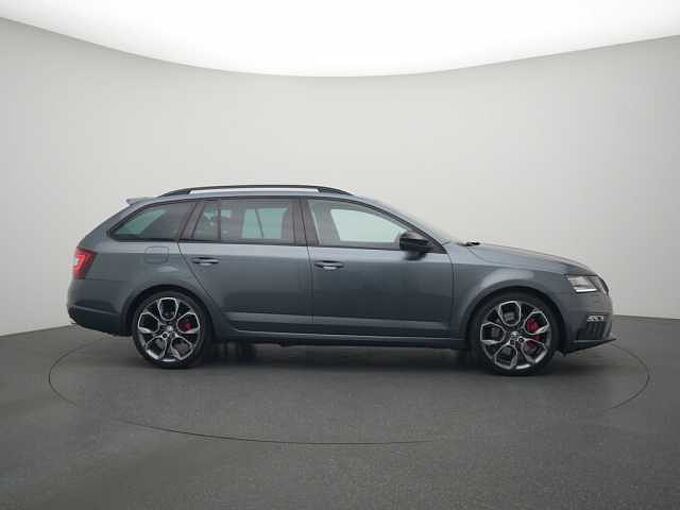 SKODA OCTAVIA Combi RS LED ACC DSG SHZ PDC