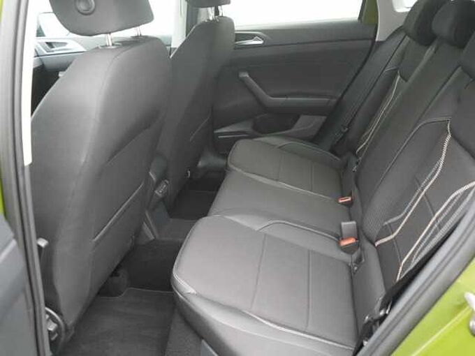 Volkswagen Taigo Style MATRIX SHZ PDC NAVI VIRT CARPLAY