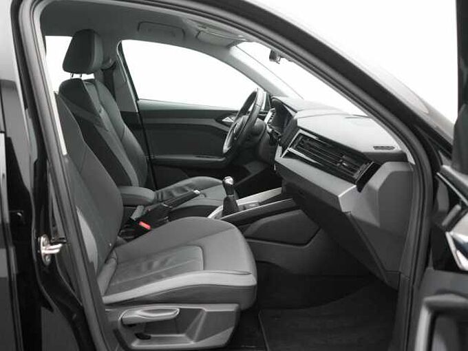 Audi A1 Sportback VIRT NAVI LED PDC