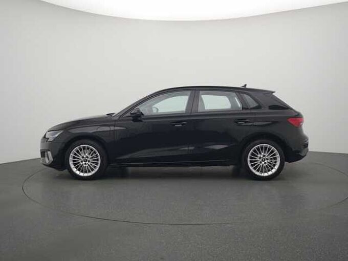 Audi A3 Sportback 40 e advanced LED VIRT SHZ PDC ACC