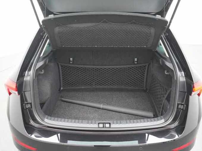 SKODA SCALA Tour DSG AHK ACC CARPLAY VIRT LED SHZ PDC