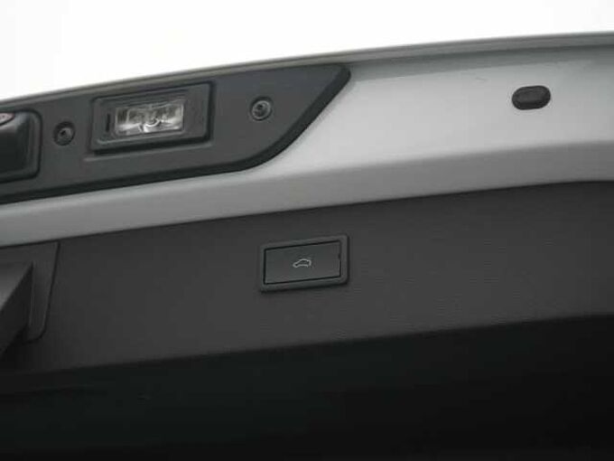 CUPRA Formentor VZ DSG PANO ACC NAVI LEDER CARPLAY SHZ