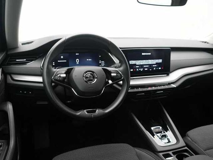 SKODA OCTAVIA Combi Ambition DSG SHZ PDC VIRT LED