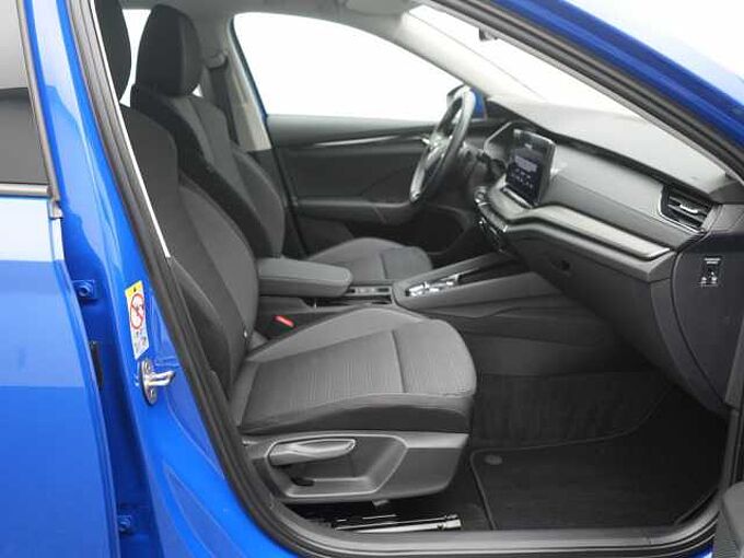 SKODA OCTAVIA Combi Ambition DSG SHZ PDC VIRT LED