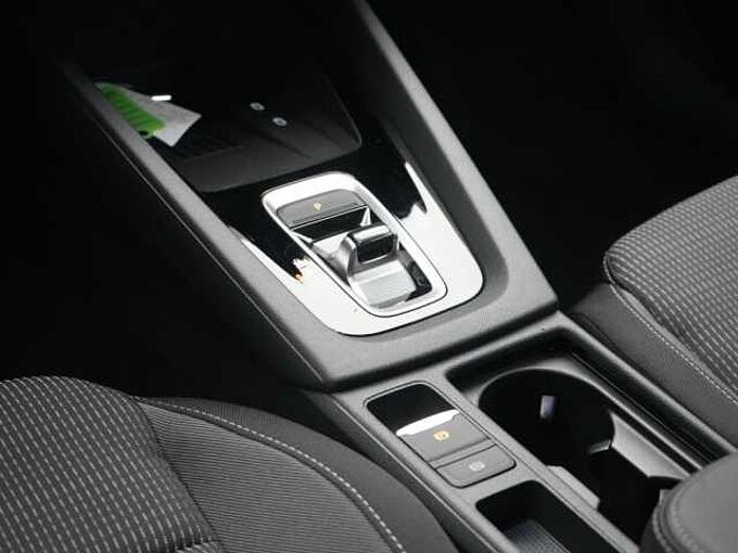 SKODA OCTAVIA Combi Selection DSG VIRT AHK KAM CARPLAY