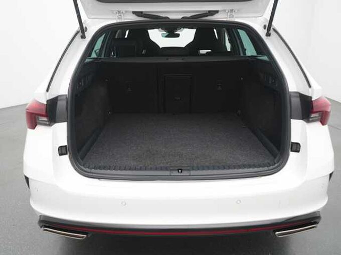 SKODA OCTAVIA Combi iV RS DSG VIRT CARPLAY LED SHZ PDC