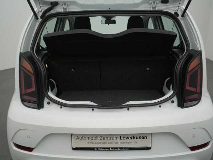 Volkswagen up! PORT NAVI SHZ PDC KAM KLIMA