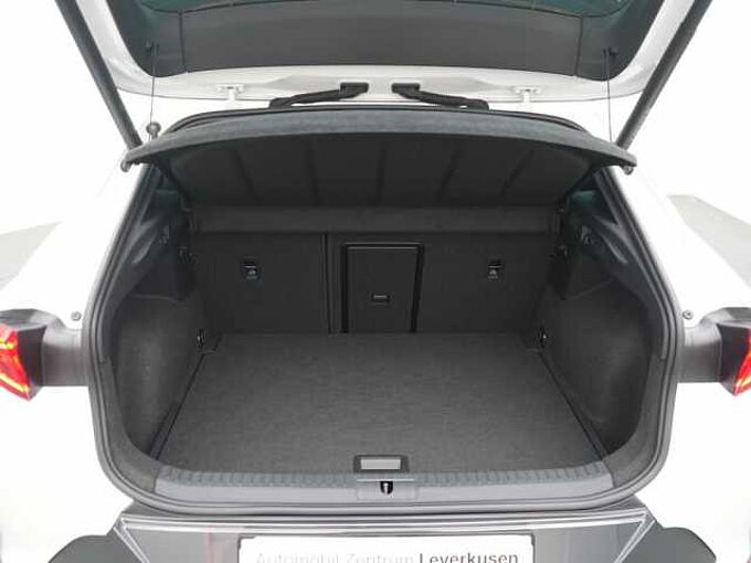 CUPRA Formentor e-Hybrid DSG APP ACC VIRT SHZ PDC LED