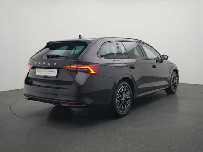 SKODA OCTAVIA Combi Selection DSG AHK MATRIX ACC NAVI