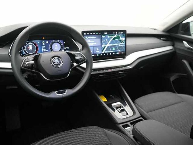 SKODA OCTAVIA Combi Selection DSG AHK MATRIX ACC NAVI