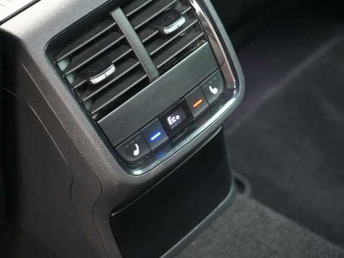 SKODA OCTAVIA Combi Ambition iV DSG AHK KAM LED VIRT