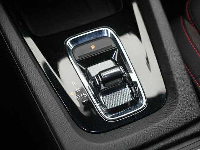 SKODA OCTAVIA Combi RS DSG LED CARPLAY VIRT SHZ PDC