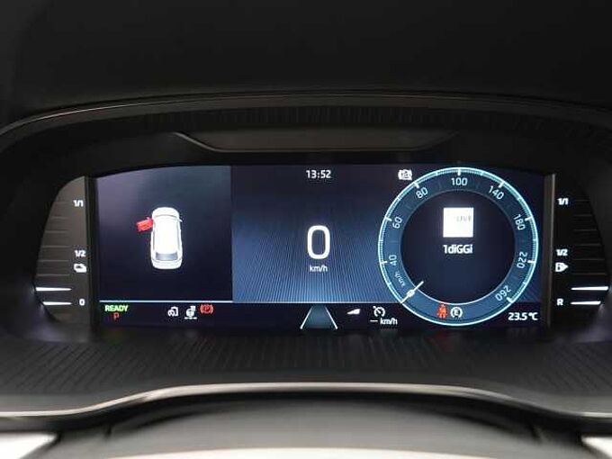 SKODA OCTAVIA Combi Ambition DSG CARPLAY 4xSHZ PDC