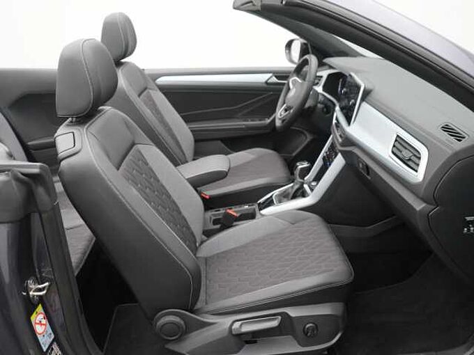 Volkswagen T-Roc LED KAM AHK SHZ PDC