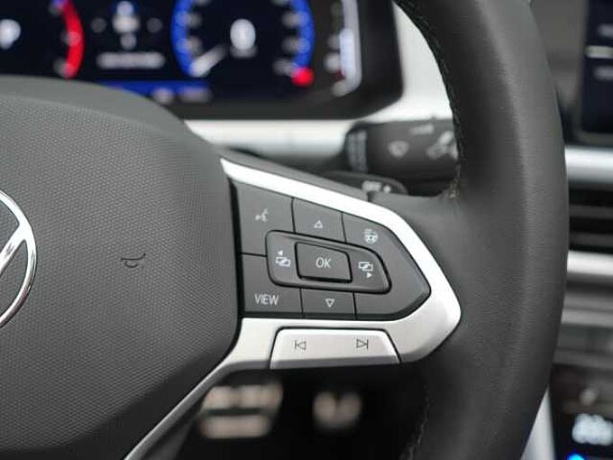 Volkswagen T-Roc LED KAM AHK SHZ PDC