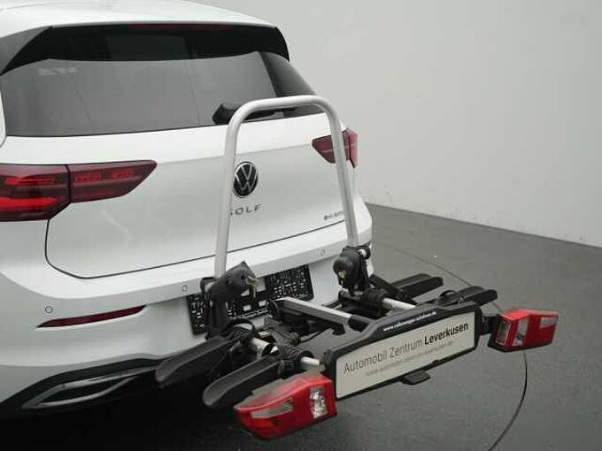 Volkswagen Golf VIII eHybrid Style DSG MATRIX AHK NAVI VIRT