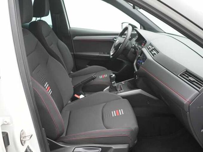 SEAT Arona FR LED KAM PDC KLIMA