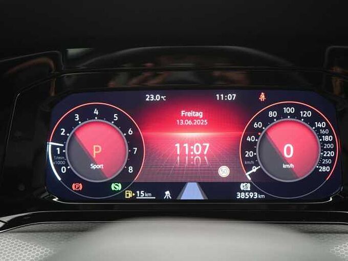 Volkswagen Golf VIII GTI Clubsport DCC NAVI KEYLESS VIRT