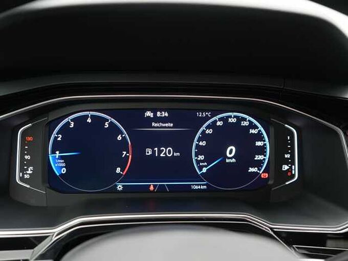 Volkswagen Taigo R-Line ACC MATRIX KAM CARPLAY SHZ AHK