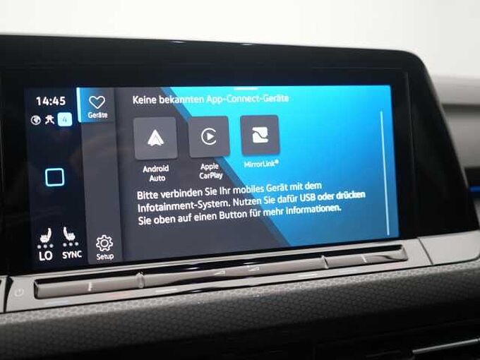Volkswagen Golf VIII GTI DSG MATRIX PANO AHK SHZ KAM ACC