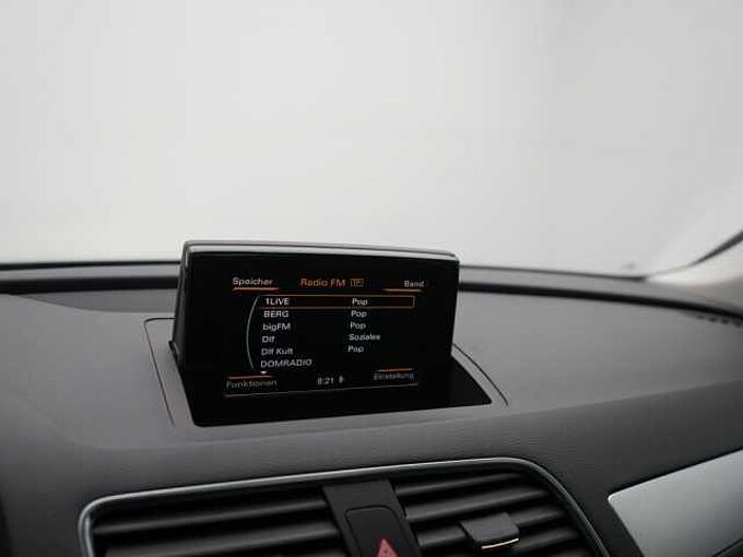 Audi Q3 S-TRON AHK NAVI PANO SHZ PDC XENON