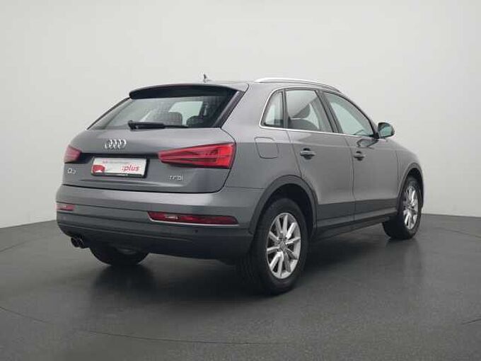 Audi Q3 S-TRON AHK NAVI PANO SHZ PDC XENON
