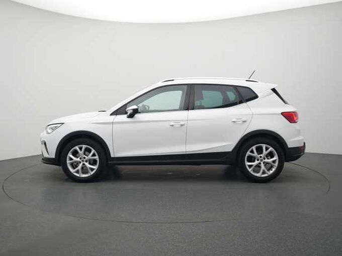 SEAT Arona TSI FR DSG ACC KEYLESS NAVI VIRT KAM SHZ