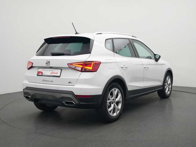 SEAT Arona TSI FR DSG ACC KEYLESS NAVI VIRT KAM SHZ