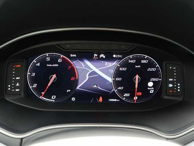 SEAT Arona VIRT APP KAM ACC SHZ NAVI