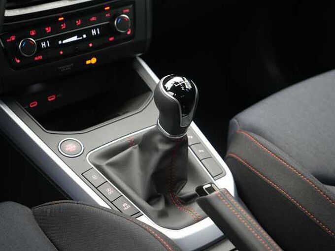 SEAT Arona TSI FR ACC VIRT NAVI KAM SHZ PDC