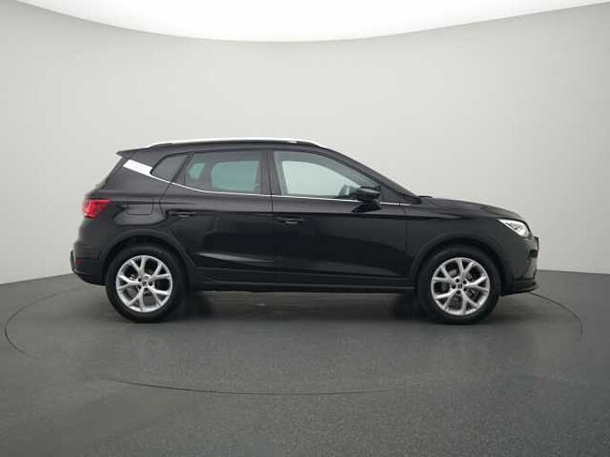 SEAT Arona FR TSI DSG SHZ KAM LED ACC PDC