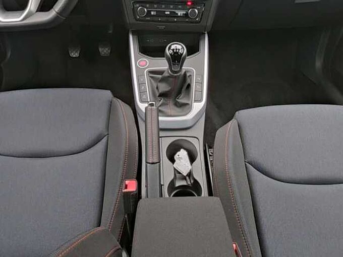 SEAT Arona TSI FR KEYLESS NAVI VIRT SHZ KAM ACC PDC