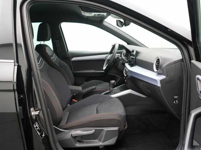 SEAT Arona TSI FR DSG NAVI VIRT LED KEYLESS ACC KAM